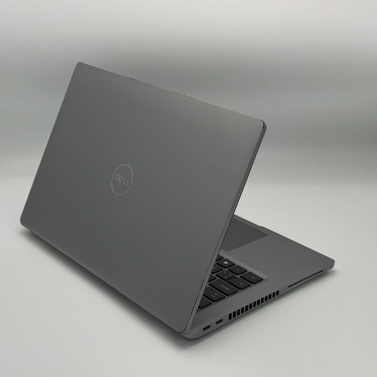 DELL LATITUDE 5430 / 12th i5-1245U / 16Go DDR4 / 256Go SSD / 14 » FHD – Image 6