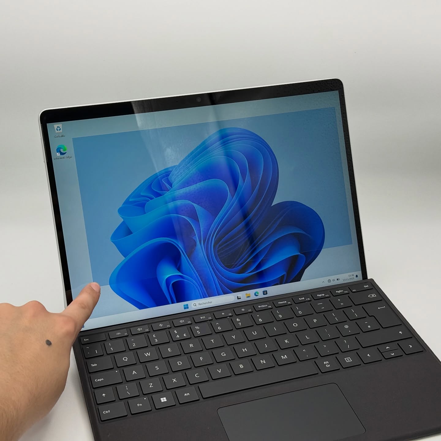 MICROSOFT SURFACE PRO 8 Détachable / 11th I7-1185G7 / 16GO LPDDR4X / 256SSD / 13.4” 3K Tactile – Image 2