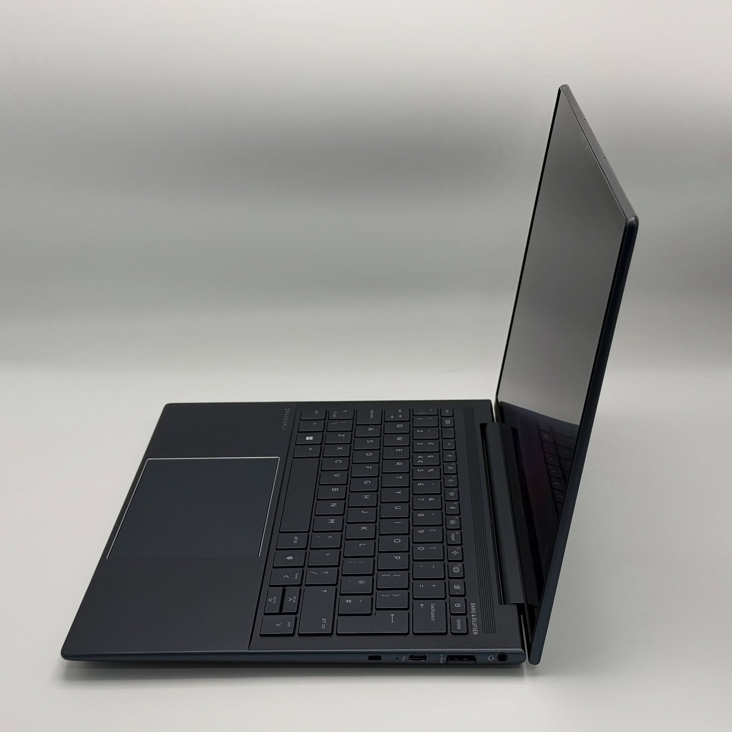 HP DRAGONFLY 13.5” G4 Tactile / 13th I7-1355U / 32Go DDR5 / 512SSD / 13.5” FHD+ – Image 3