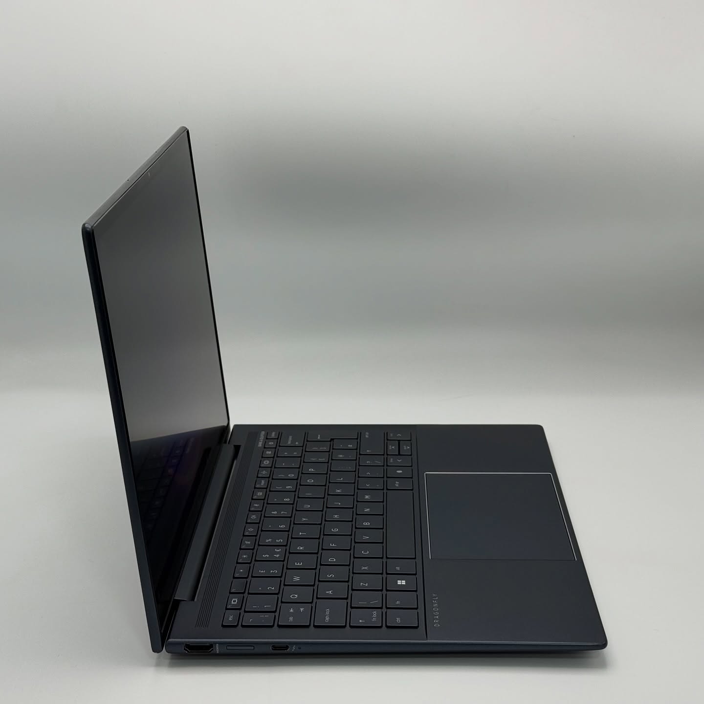 HP DRAGONFLY 13.5” G4 Tactile / 13th I7-1355U / 32Go DDR5 / 512SSD / 13.5” FHD+ – Image 6