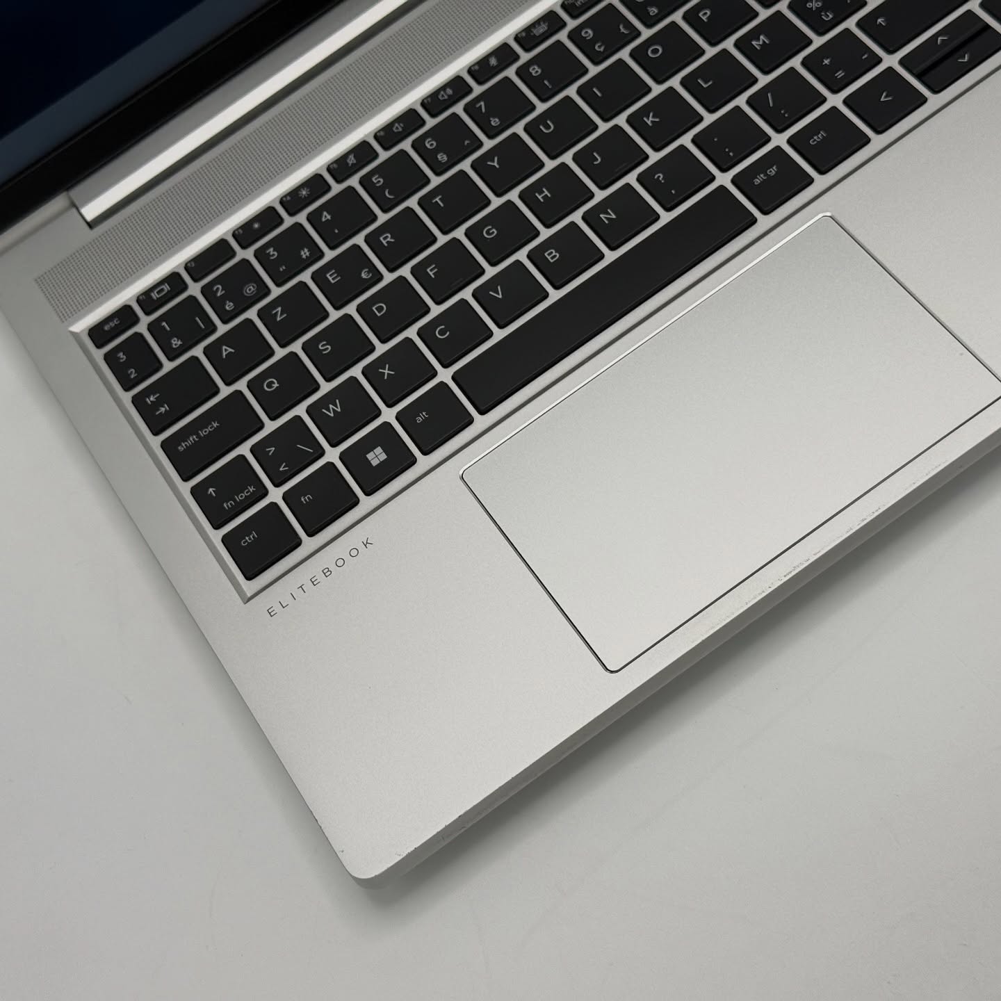 HP ELITEBOOK 650 G10 / 13th I5-1335U / 16Go DDR4 / 256SSD / 15.6” FHD – Image 8