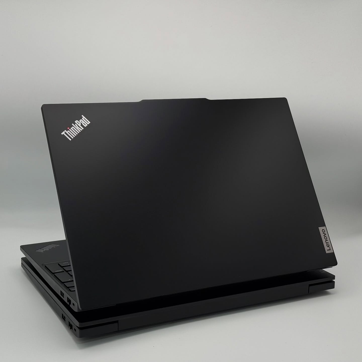 LENOVO THINKPAD E16 Gen 2 / 15th ULTRA 5 125U / 16Go DDR5 / 512SSD / 16” WUXGA – Image 9