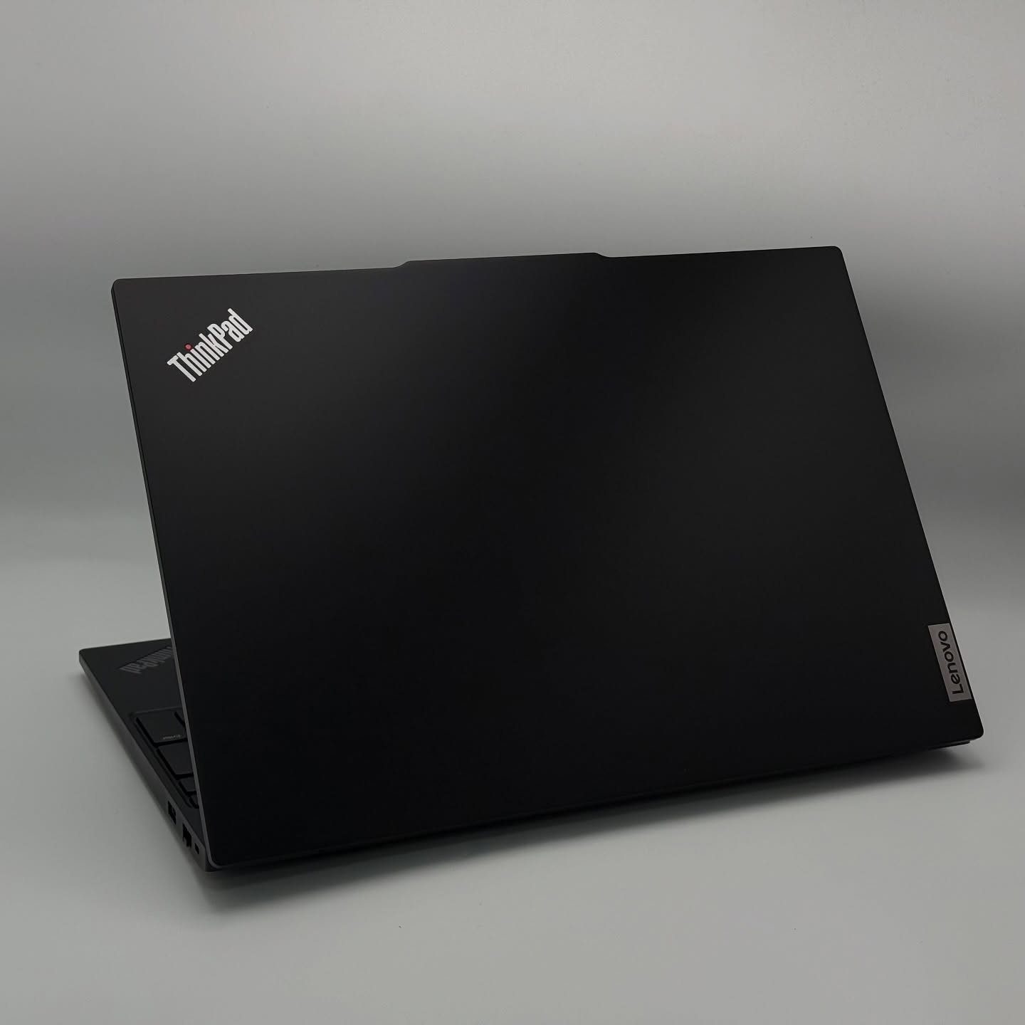 LENOVO THINKPAD E16 Gen 2 / 15th ULTRA 5 125U / 16Go DDR5 / 512SSD / 16” WUXGA – Image 4
