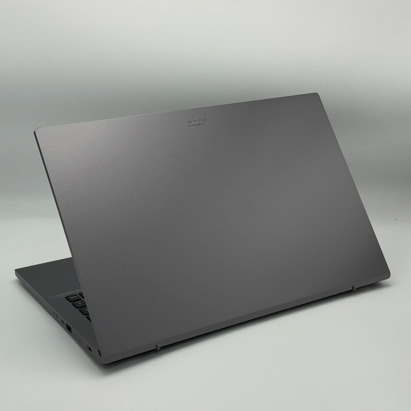 ACER EXTENSA 15 / 12th I5-1235U / 8GO RAM / 512SSD / 15.6 » FHD – Image 4