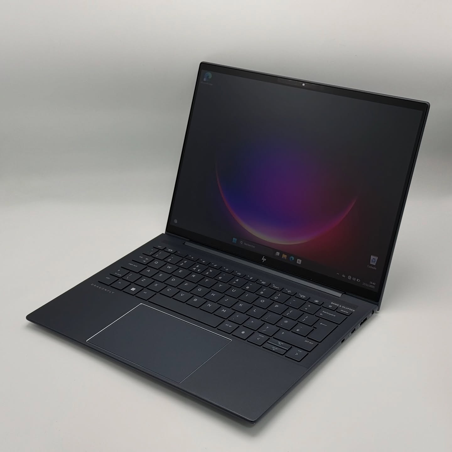 HP DRAGONFLY 13.5” G4 Tactile / 13th I7-1355U / 32Go DDR5 / 512SSD / 13.5” FHD+ – Image 2