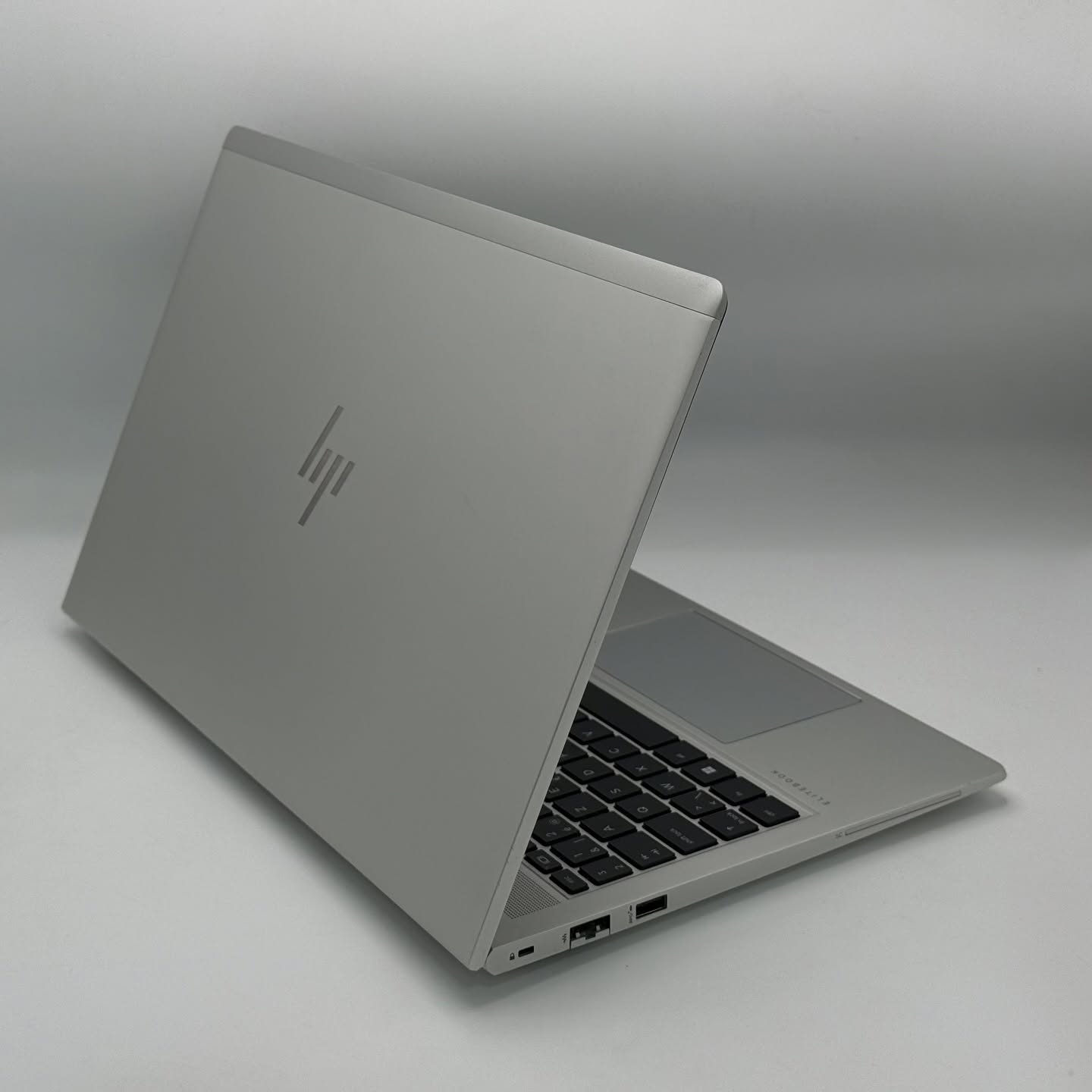 HP ELITEBOOK 650 G10 / 13th I5-1335U / 16Go DDR4 / 256SSD / 15.6” FHD – Image 6