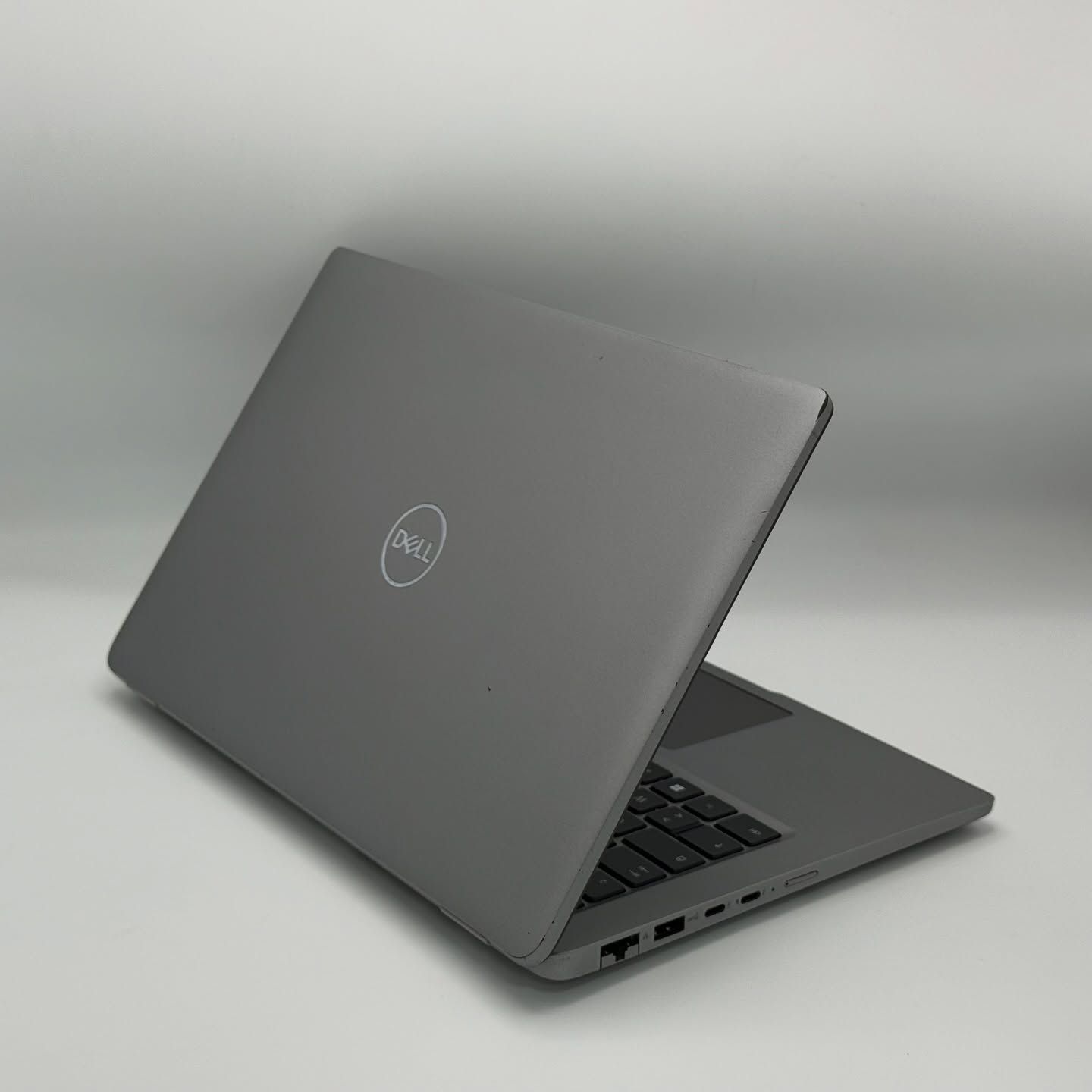 DELL LATITUDE 5440 / 13th vPRO i5-1345U / 16Go DDR4 / 256Go SSD / 14” FHD – Image 6