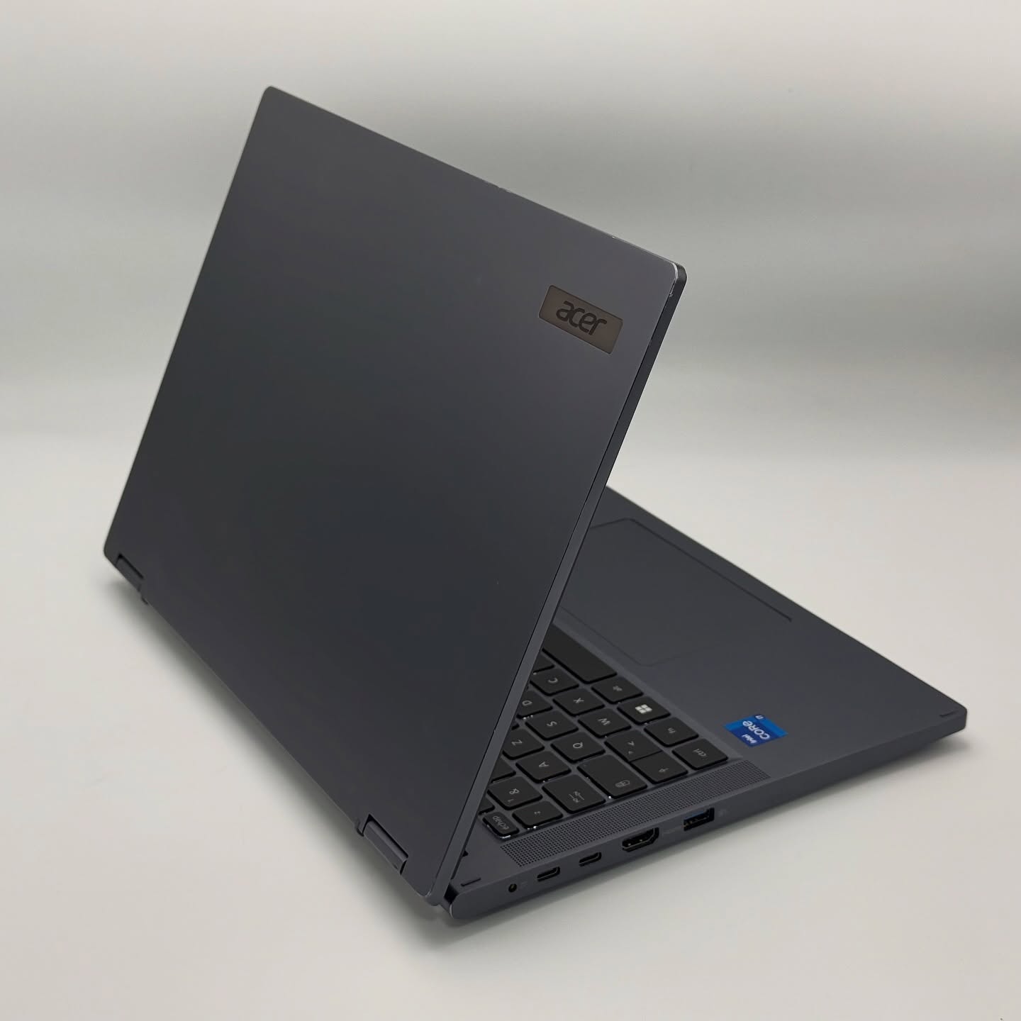 ACER TravelMate P14 x360 / 13th I7-1355U / 16Go DDR4 / 1To SSD / 14” FHD+ Tactile – Image 4