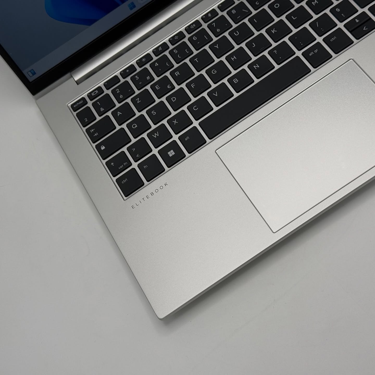 HP ELITEBOOK 845 G9 / RYZEN 5 PRO 6650U PRO / 16GO DDR5 / 256Go SSD / 14 » FHD+ – Image 8