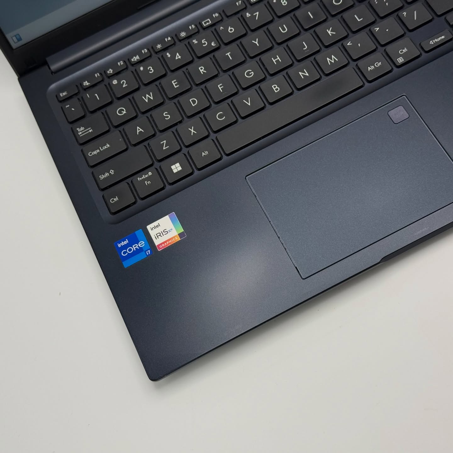 ASUS VIVOBOOK 15 / 12th i7-1255U / 16Go DDR4 / 256GO SSD / 15.6” FHD – Image 8