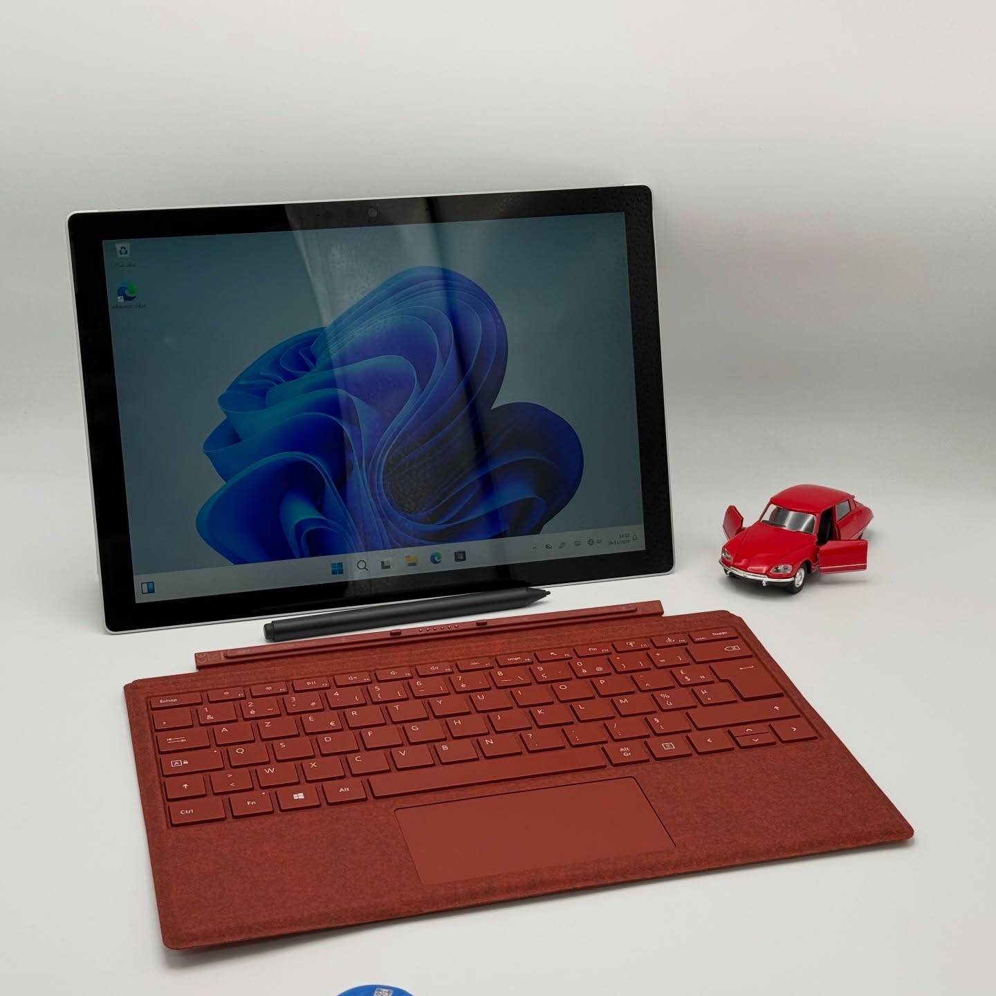 MICROSOFT SURFACE PRO 7 Détachable Avec STYLET / 10th I5-1035G4 / 8Go DDR4 / 256SSD / 12.3 » – Image 3