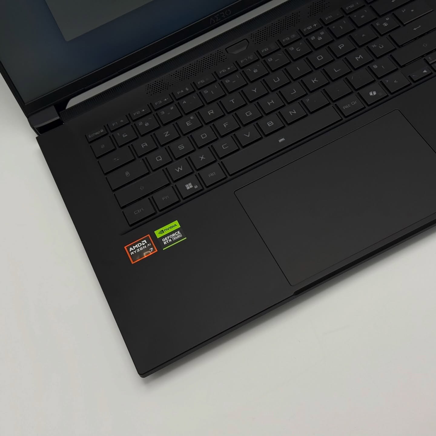 GIGABYTE AERO X16 Copilot+ PC Neuf – Image 8