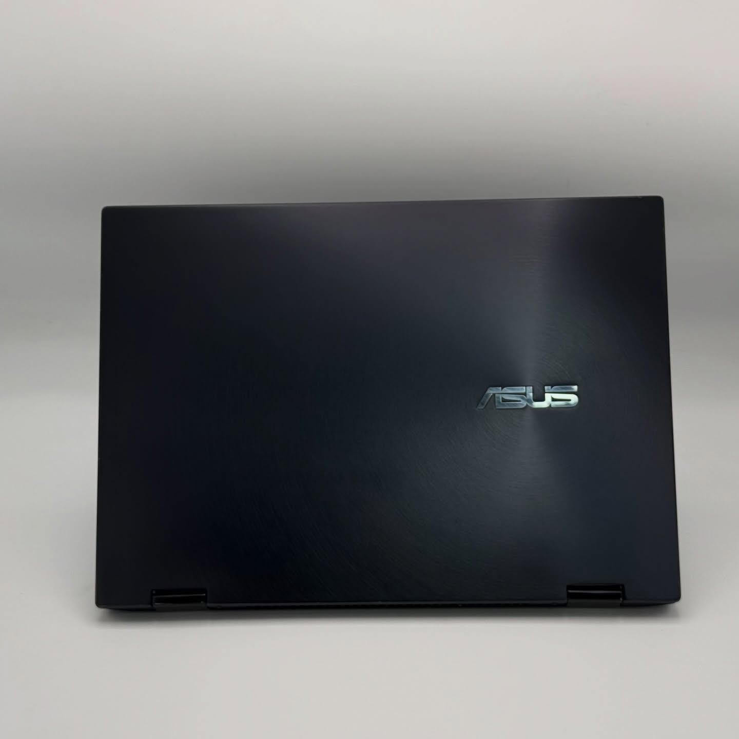 ASUS ZENBOOK UP5401QAB – Ryzen 9 – OLED 2.8K – Tactile x360 – Image 6