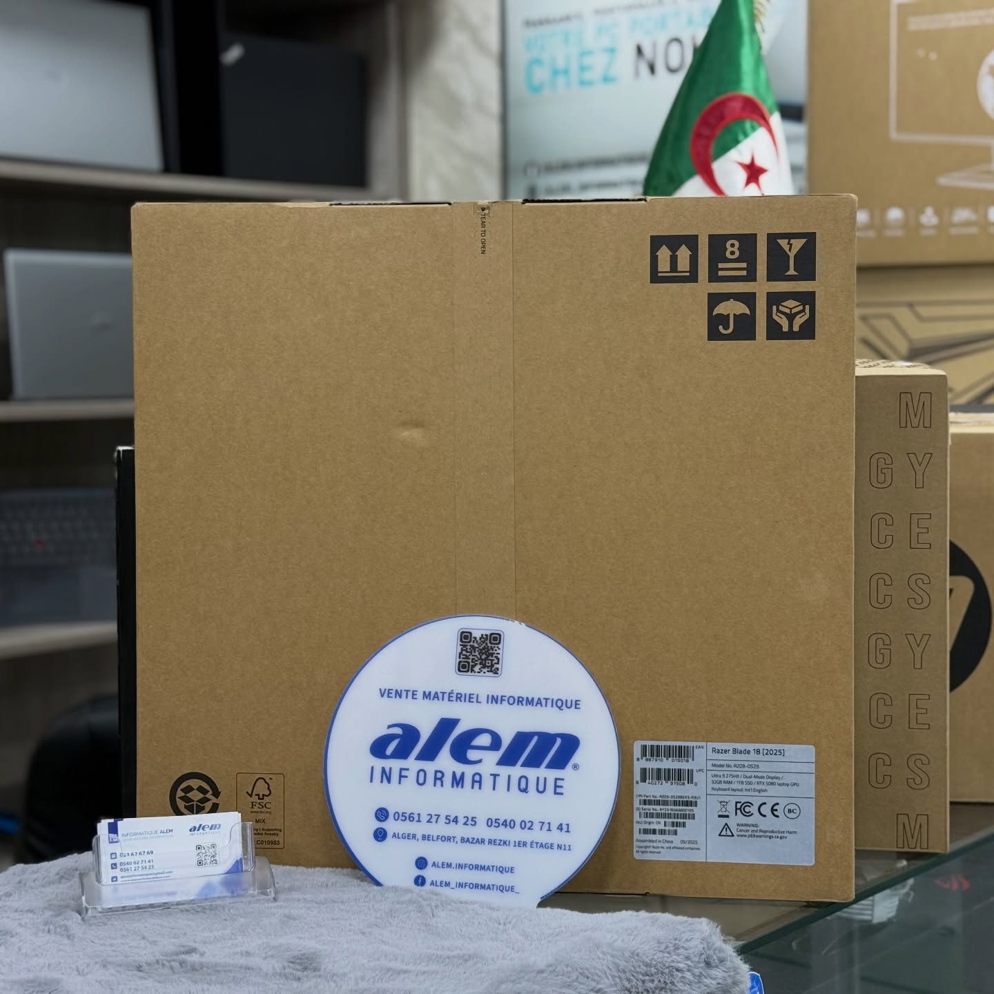 Razer Blade 18 (2025) – Ultra 9 / RTX 5080 – Neuf – Image 6