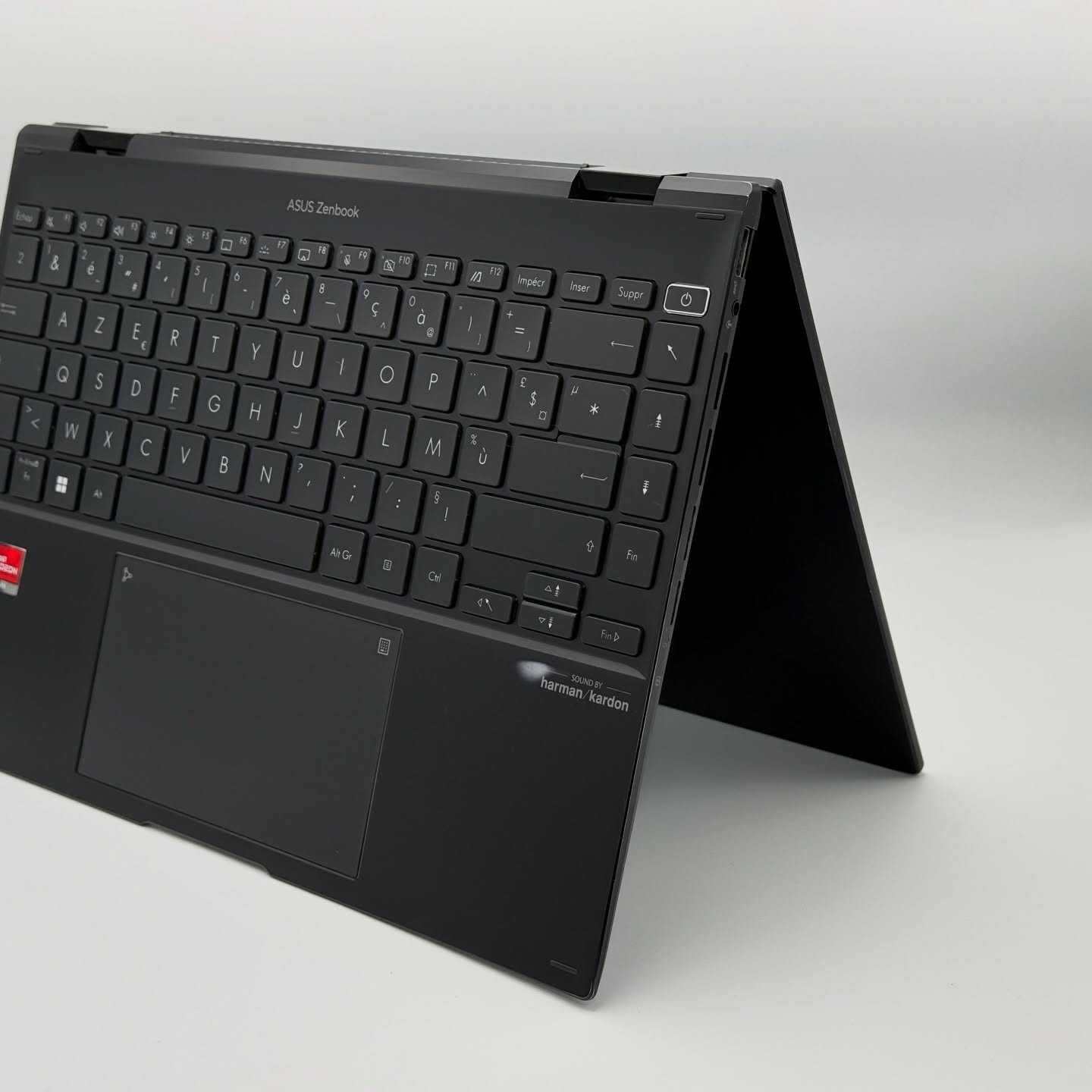 ASUS ZENBOOK UP5401QAB – Ryzen 9 – OLED 2.8K – Tactile x360 – Image 4