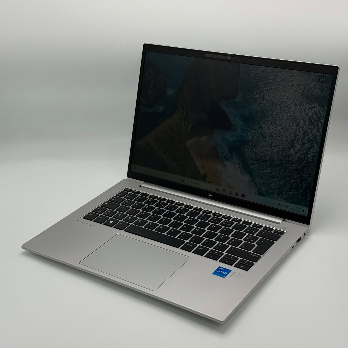 HP EliteBook 840 G9 – i5‑1245U / 16 Go DDR5 / 256 Go SSD NVMe / 14″ FHD+ – Image 2
