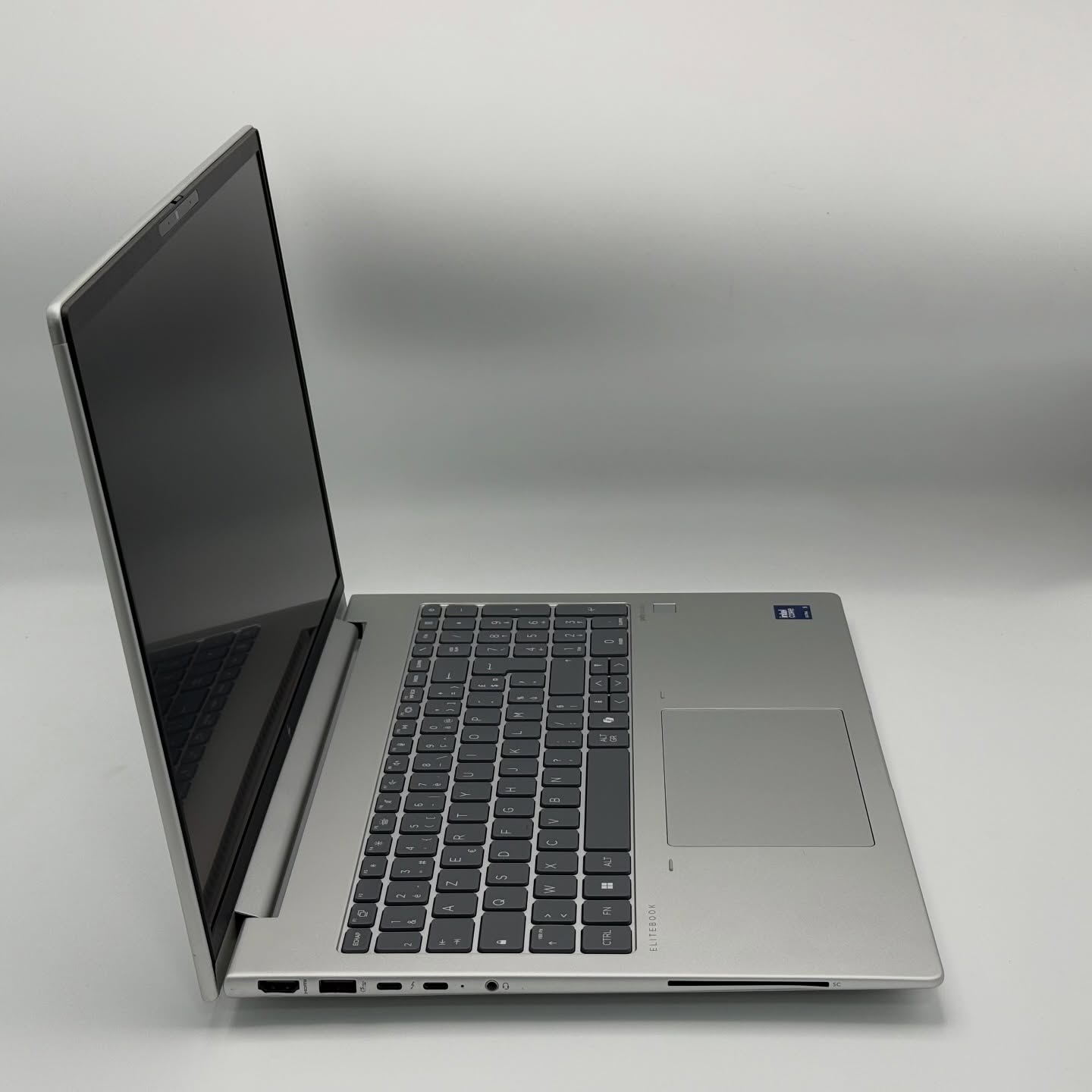 HP EliteBook 660 G11 – Tactile – Ultra 5 135U / 32 Go DDR5 / 512 Go SSD NVMe / 16″ FHD+ Touch – Image 7