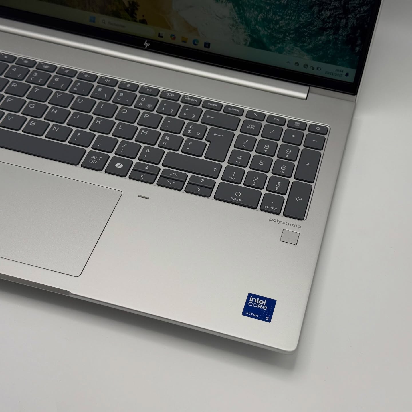 HP EliteBook 660 G11 – Tactile – Ultra 5 135U / 32 Go DDR5 / 512 Go SSD NVMe / 16″ FHD+ Touch – Image 9