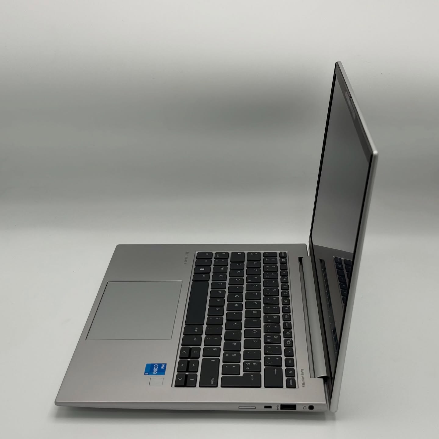 HP EliteBook 840 G9 – i5‑1245U / 16 Go DDR5 / 256 Go SSD NVMe / 14″ FHD+ – Image 3