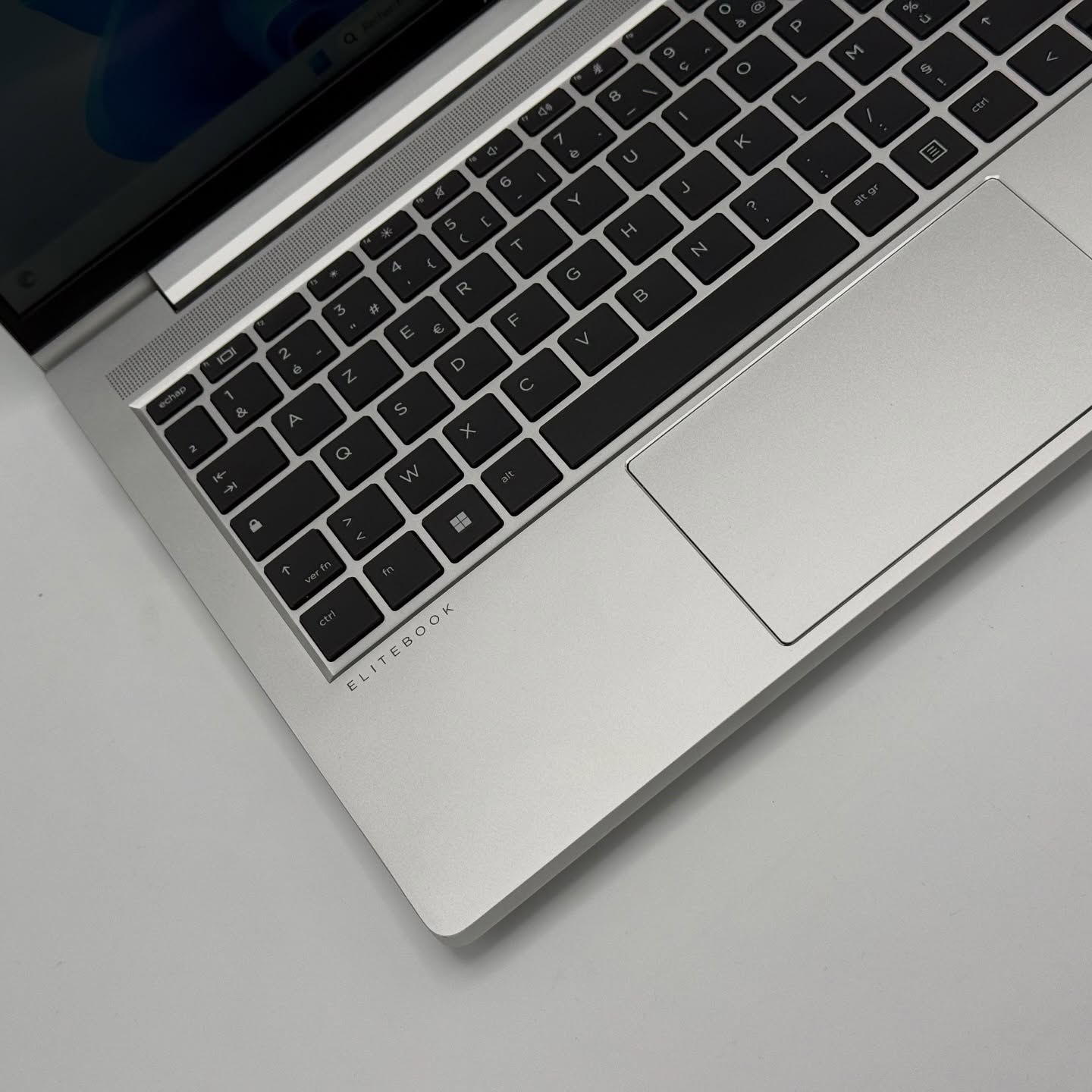 HP ELITEBOOK 640 G10 Tactile / 13th i5-1345U / 32Go DDR4 / 512Go SSD / 14 » FHD – Image 8