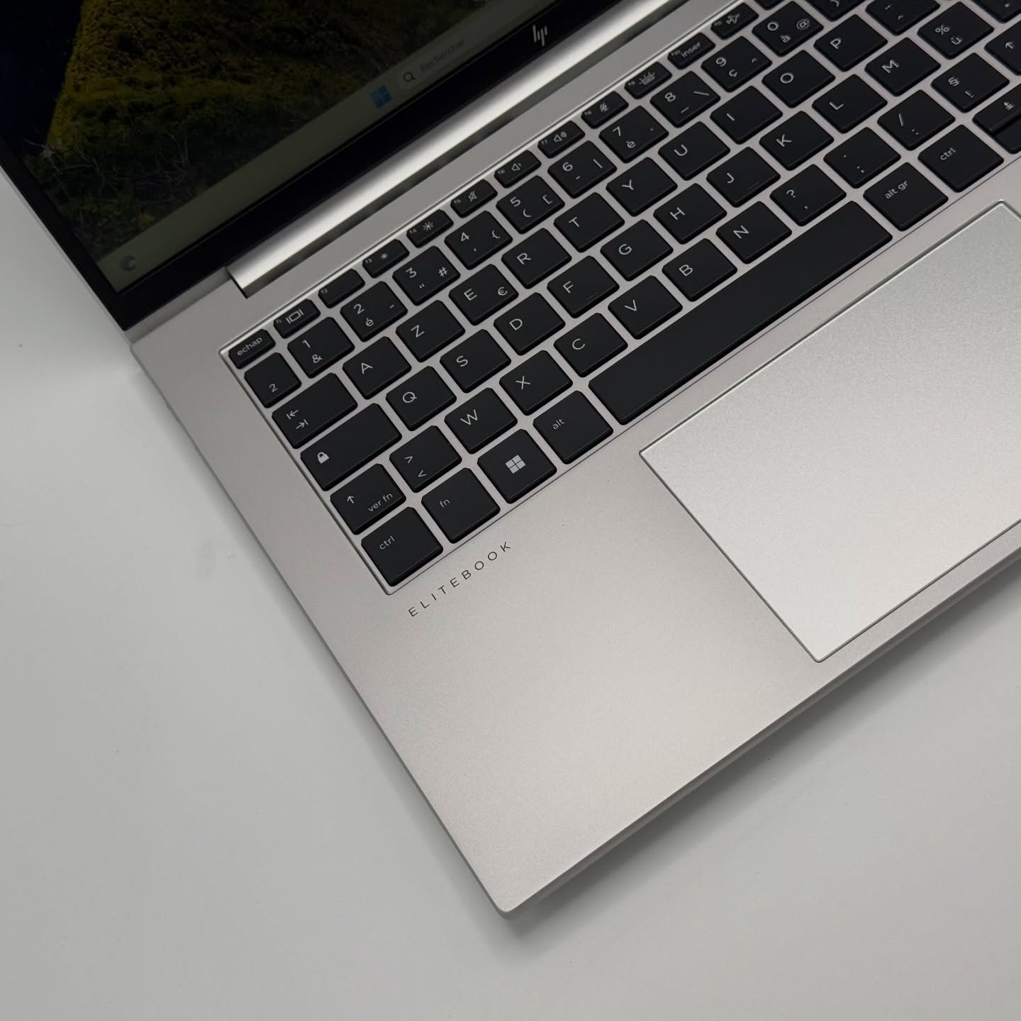 HP EliteBook 840 G9 – i5‑1245U / 16 Go DDR5 / 256 Go SSD NVMe / 14″ FHD+ – Image 8