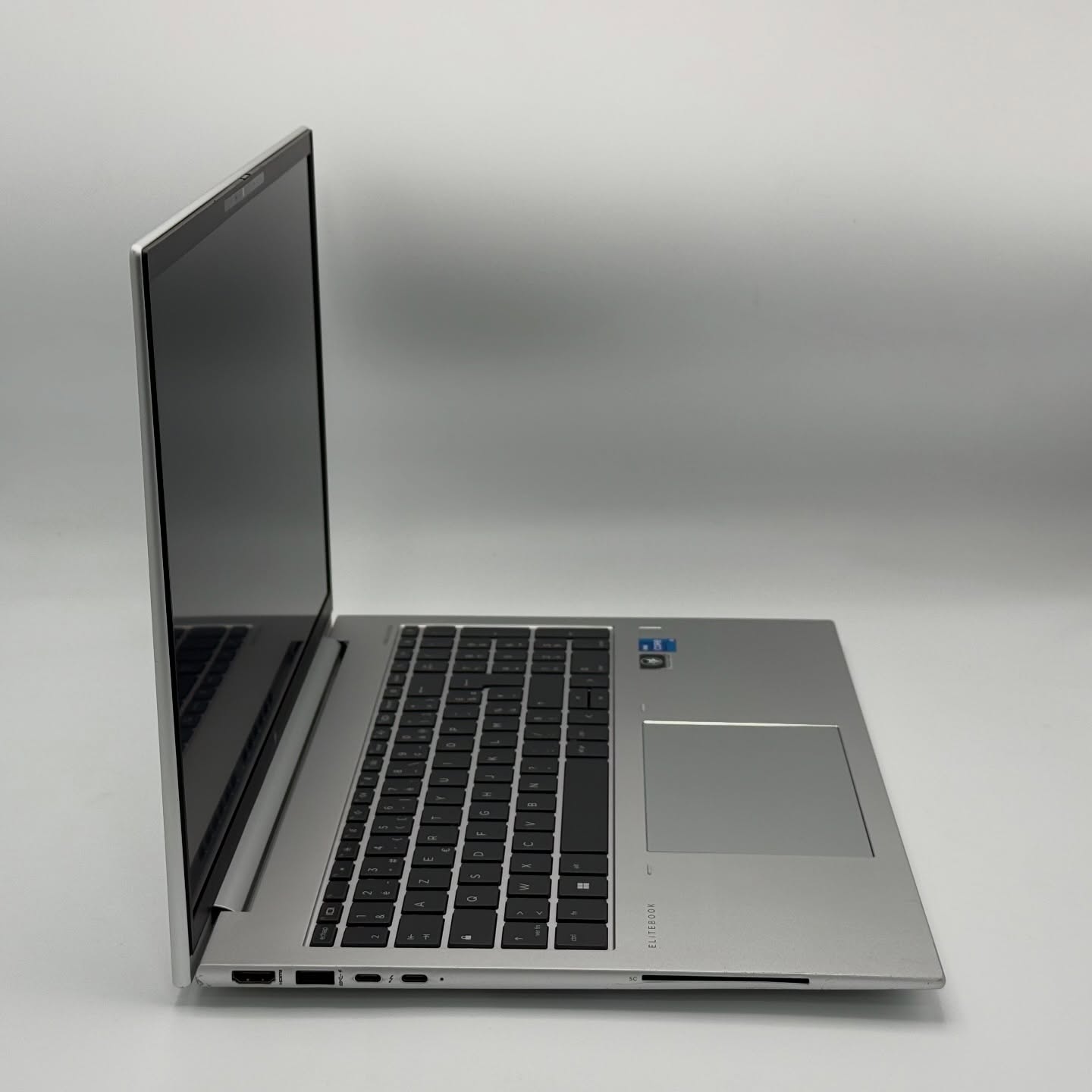 HP ELITEBOOK 860 G9 / 12th I5-1235U / 8Go DDR5 / 256SSD / 16” FHD+ – Image 7