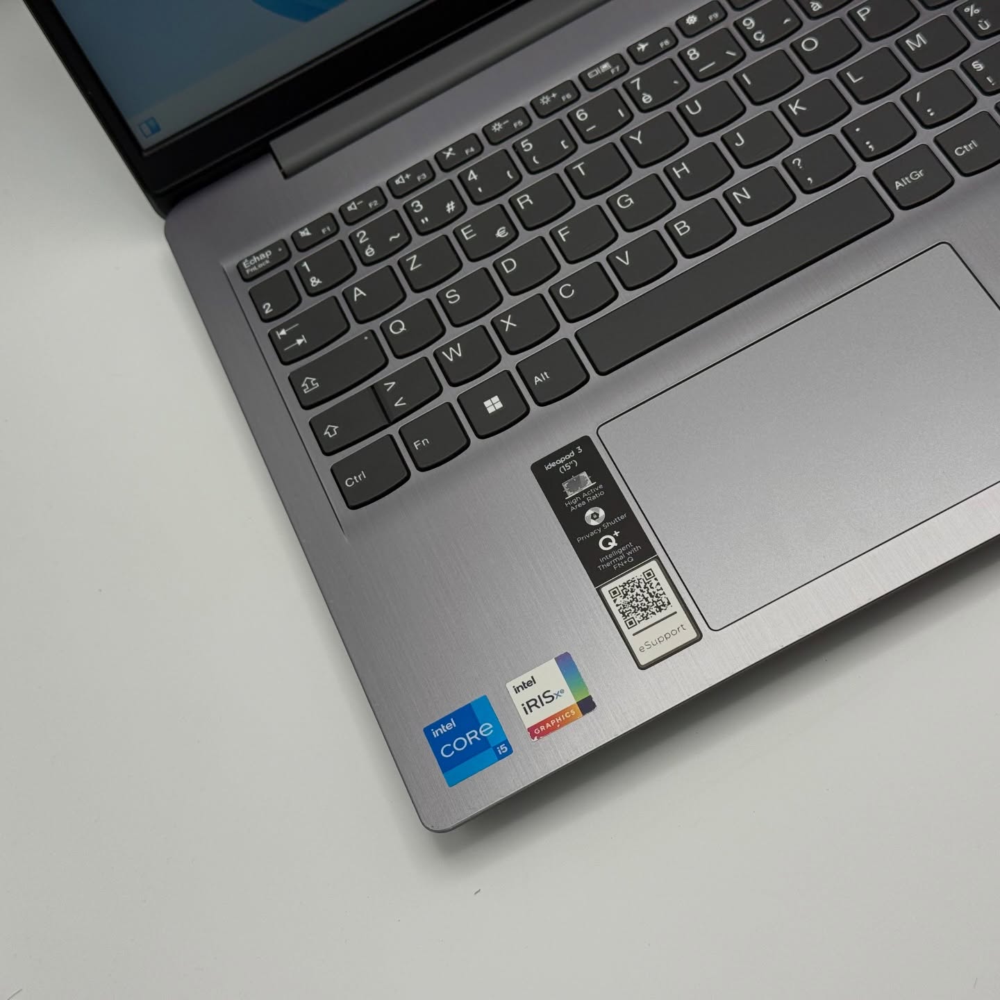 Lenovo IdeaPad Slim 3 – i5-1135G7 / 8 Go DDR4 / 512 Go SSD / 15.6″ FHD – Image 8