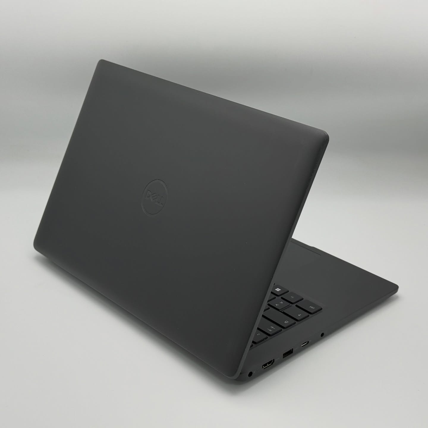 Dell Latitude 3440 – i5-1335U / 16 Go DDR4 / 256 Go SSD NVMe / 14″ FHD – Image 6