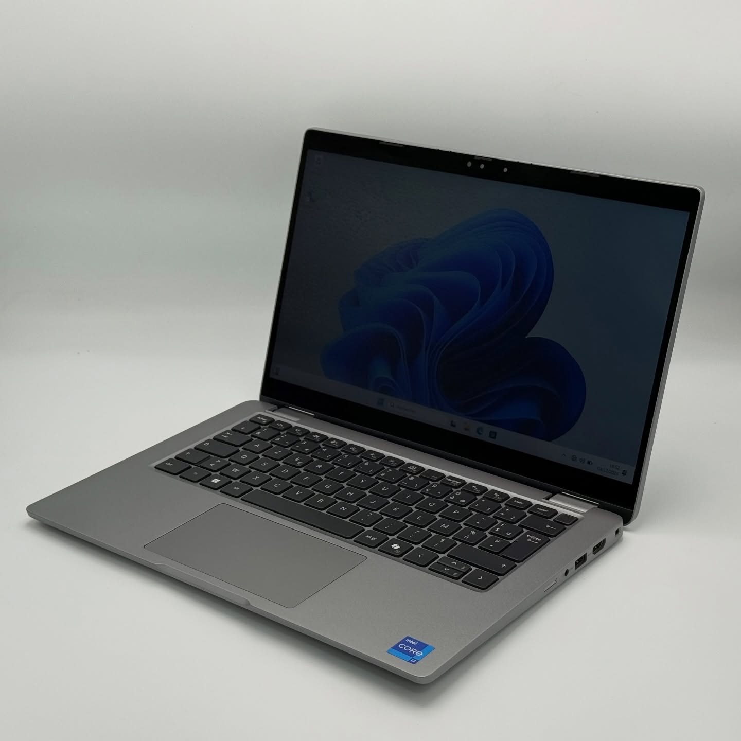 Dell Latitude 5350 x360 – i7-1365U / 32Go DDR5 / 512Go SSD / 13.3″ FHD Tactile – Image 2
