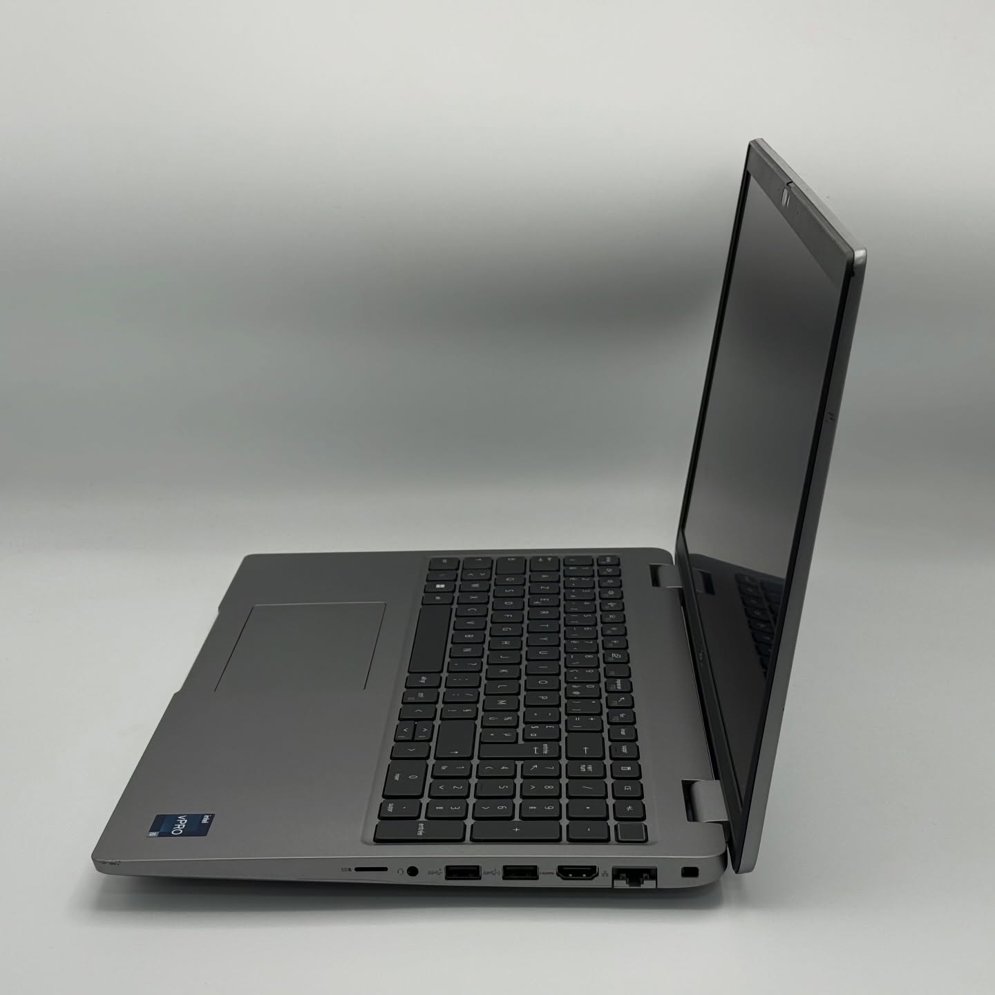 Dell Latitude 5540 – i5-1345U / 16Go DDR4 / 256Go SSD / 15.6″ FHD Tactile – Image 3