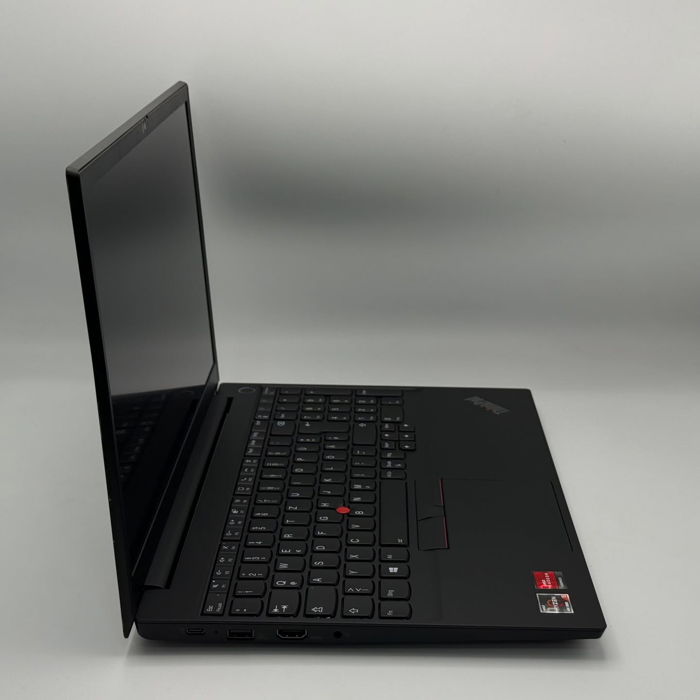 Lenovo ThinkPad E15 – Ryzen 5 4500U / 16Go / 512Go SSD / 15.6″ FHD – Image 7