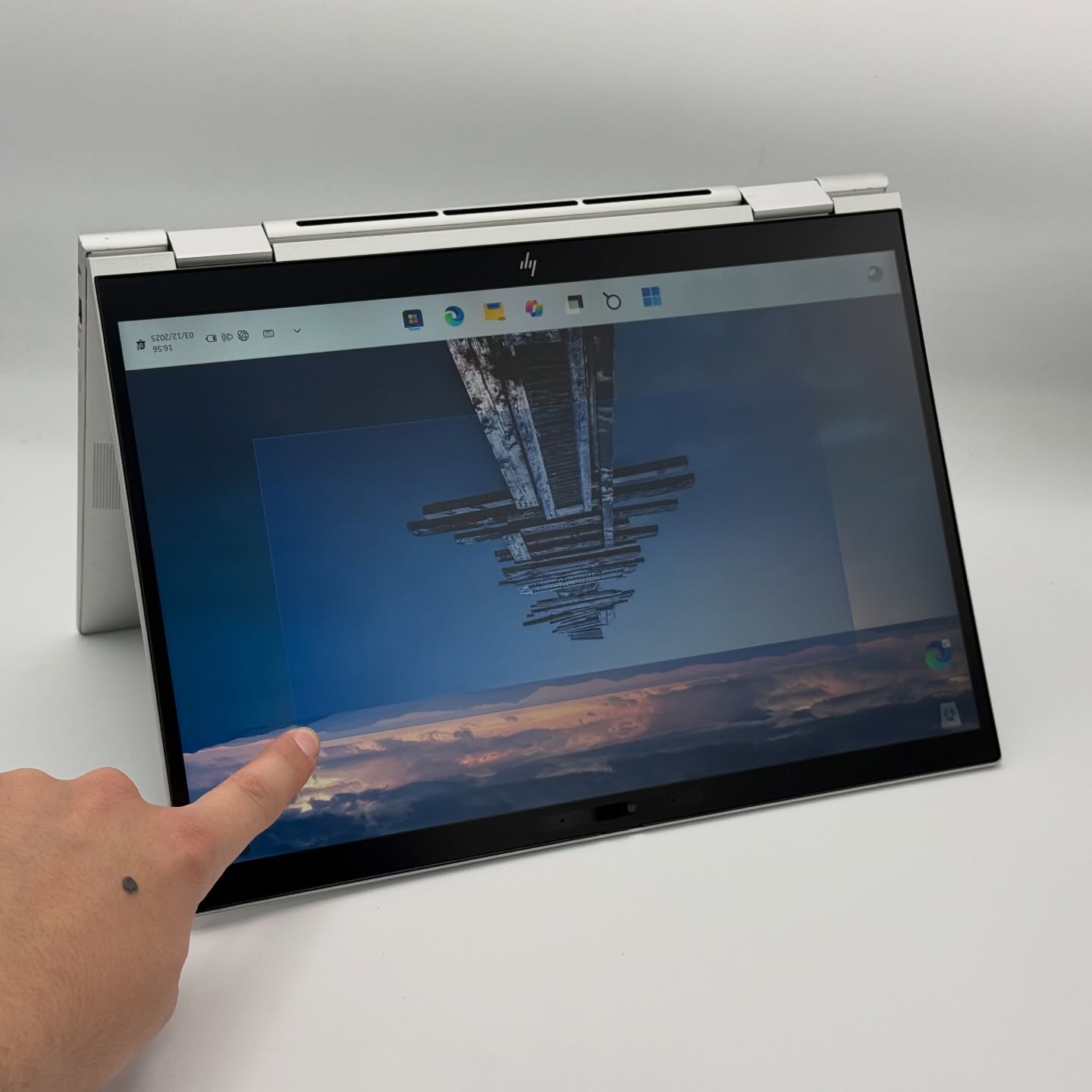 HP EliteBook 830 G10 x360 – i7-1365U / 32Go DDR5 / 512Go SSD / 13.3″ FHD+ Tactile – Image 6