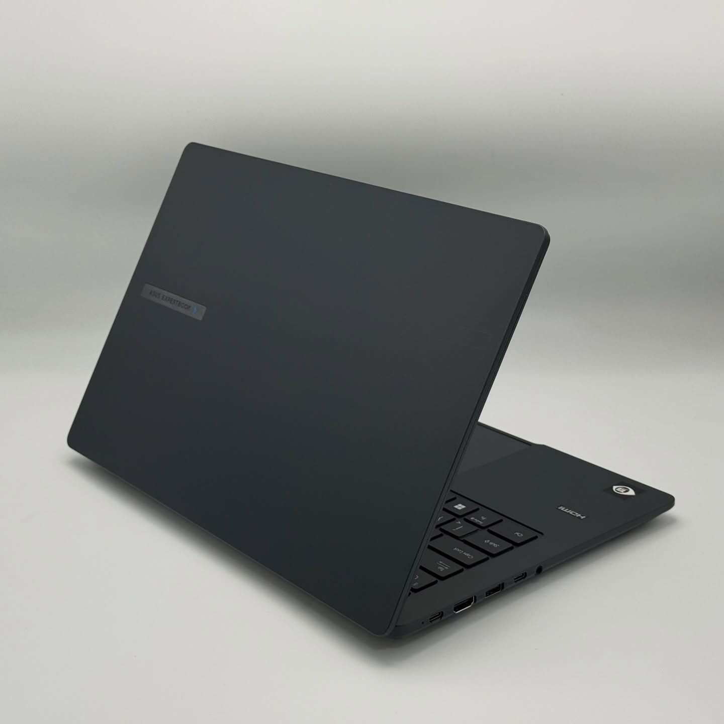 ASUS ExpertBook B1403CVA – i5-1335U / 16 Go DDR5 / 512 Go SSD NVMe / 14″ FHD – Image 6