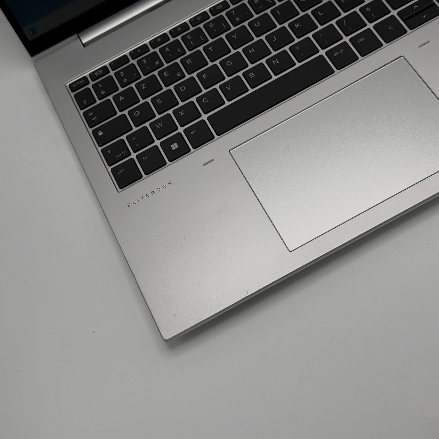 HP ELITEBOOK 860 G9 / 12th I5-1235U / 8Go DDR5 / 256SSD / 16” FHD+ – Image 8