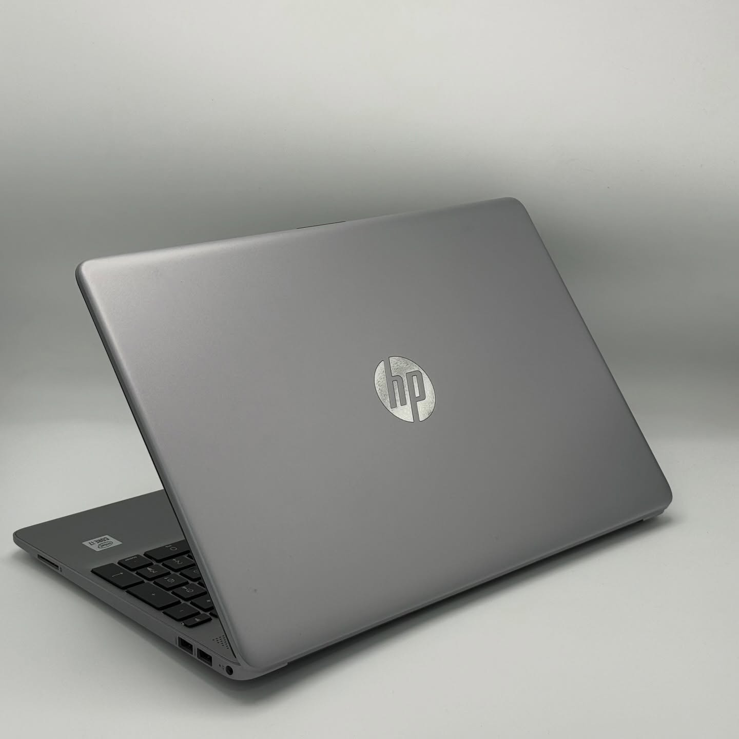 HP 250 G9 – i7-1065G7 / 16Go DDR4 / 512Go SSD / 15.6″ FHD – Image 5