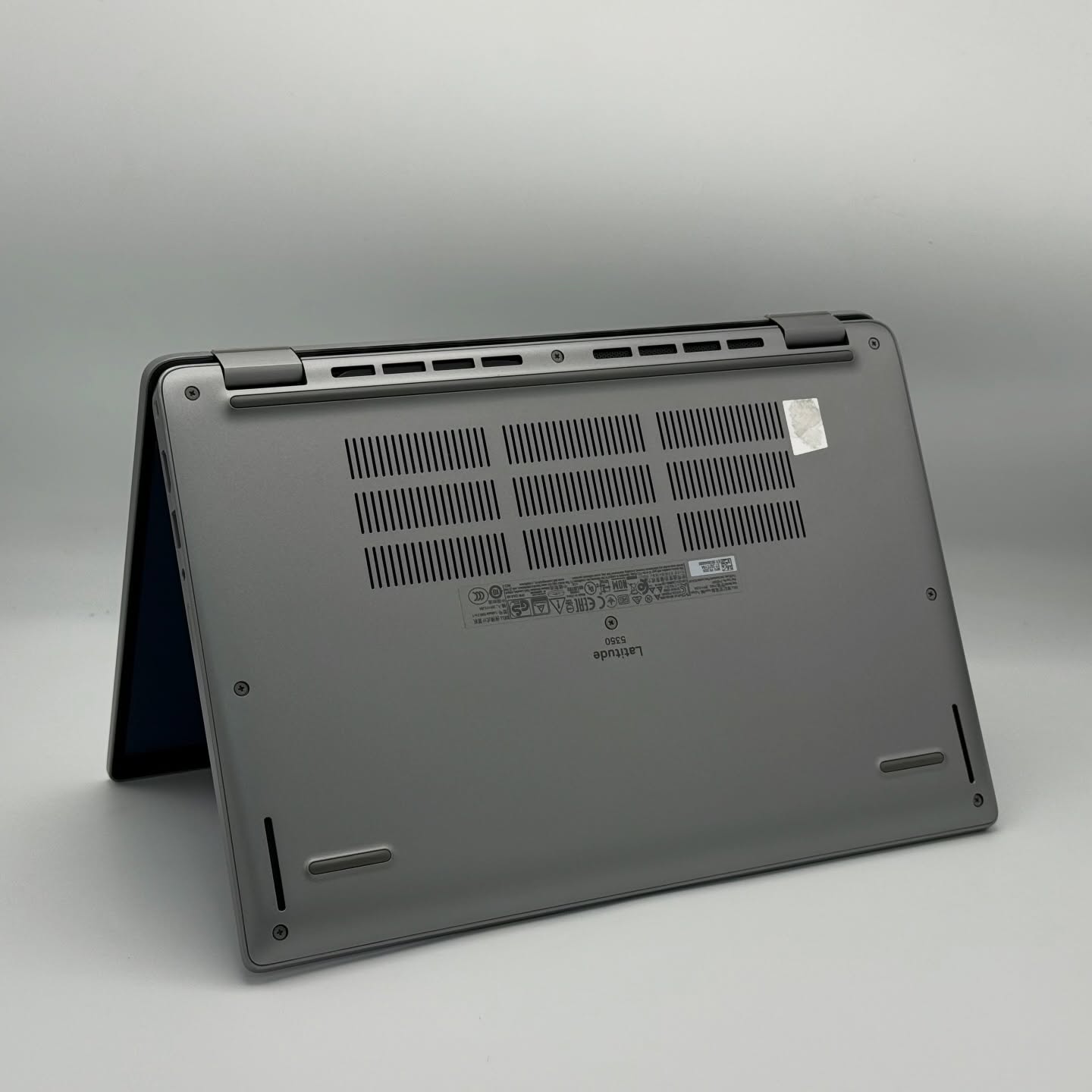 Dell Latitude 5350 x360 – i7-1365U / 32Go DDR5 / 512Go SSD / 13.3″ FHD Tactile – Image 5