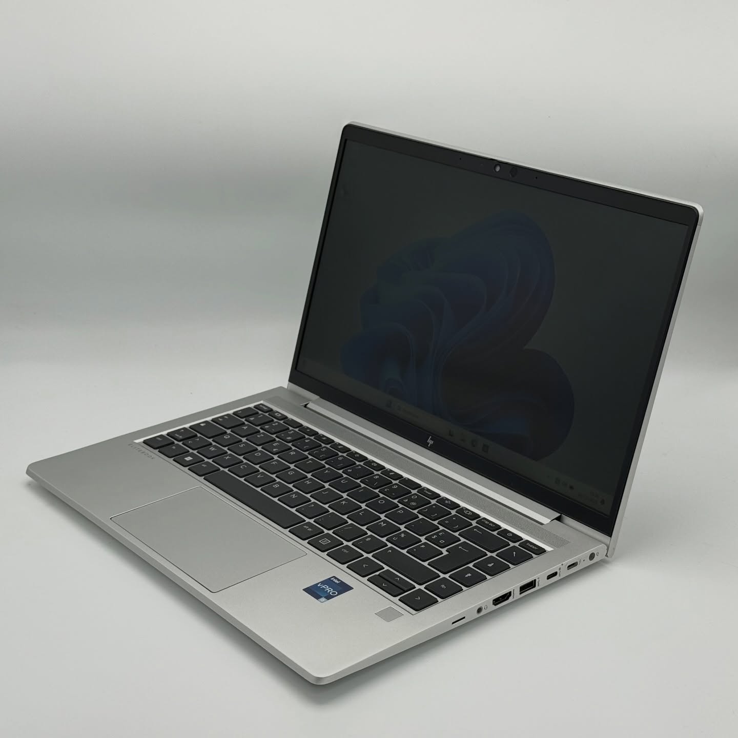 HP ELITEBOOK 640 G10 Tactile / 13th i5-1345U / 32Go DDR4 / 512Go SSD / 14 » FHD – Image 2
