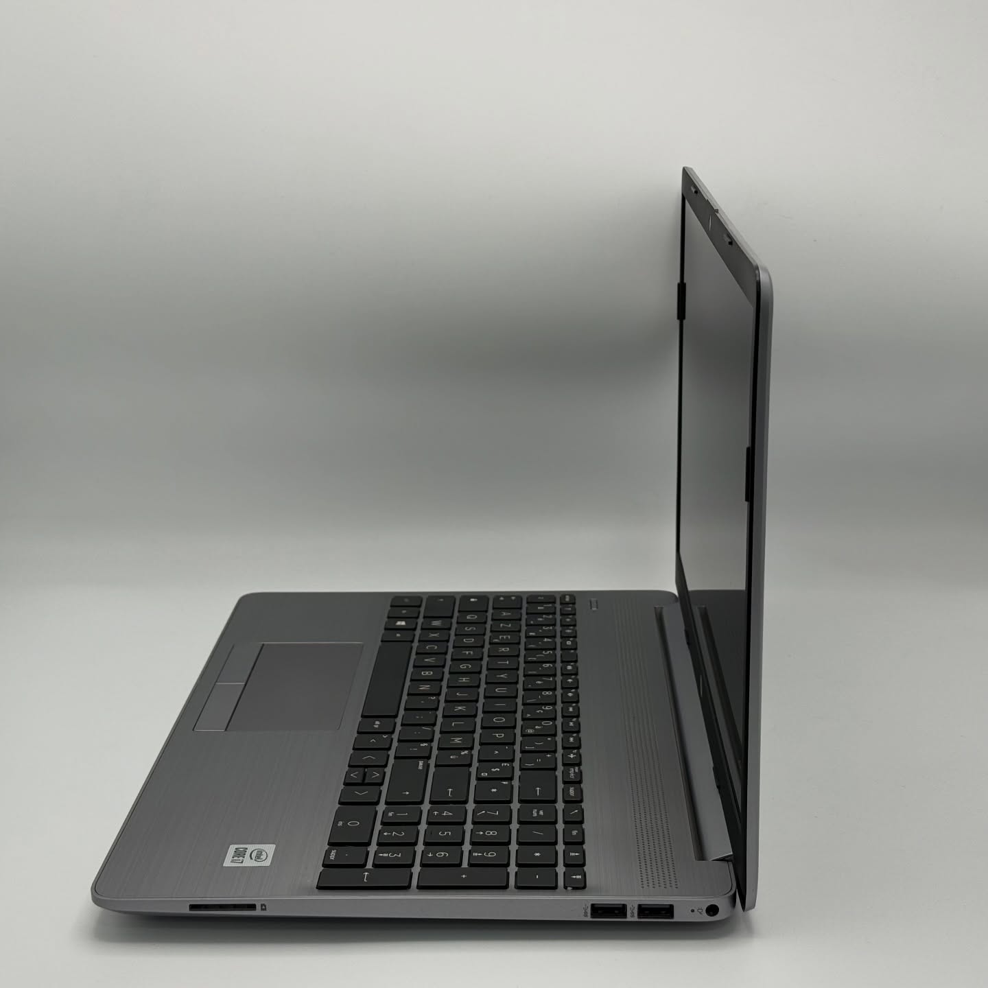HP 250 G9 – i7-1065G7 / 16Go DDR4 / 512Go SSD / 15.6″ FHD – Image 4