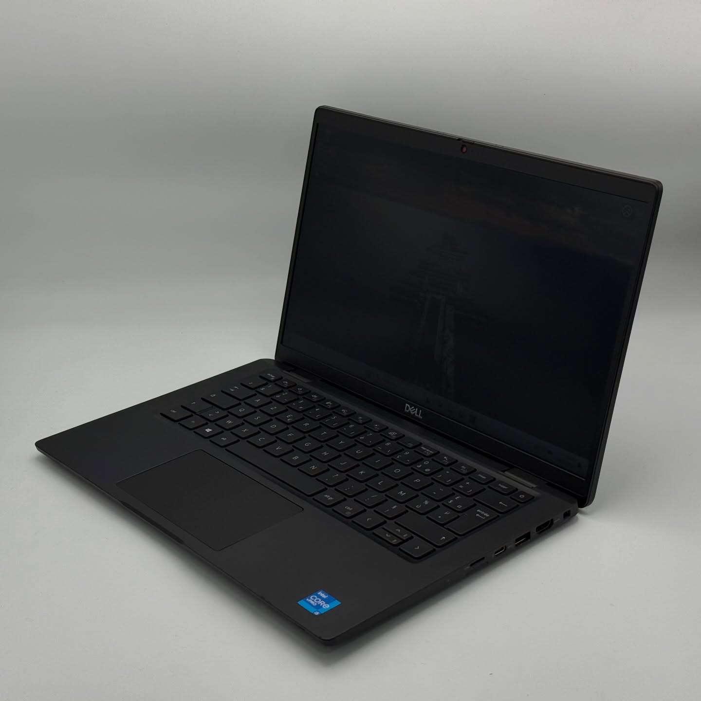 Dell Latitude 7420 Carbone – i5-1145G7 / 16Go DDR4X / 256Go SSD / 14″ FHD – Image 2