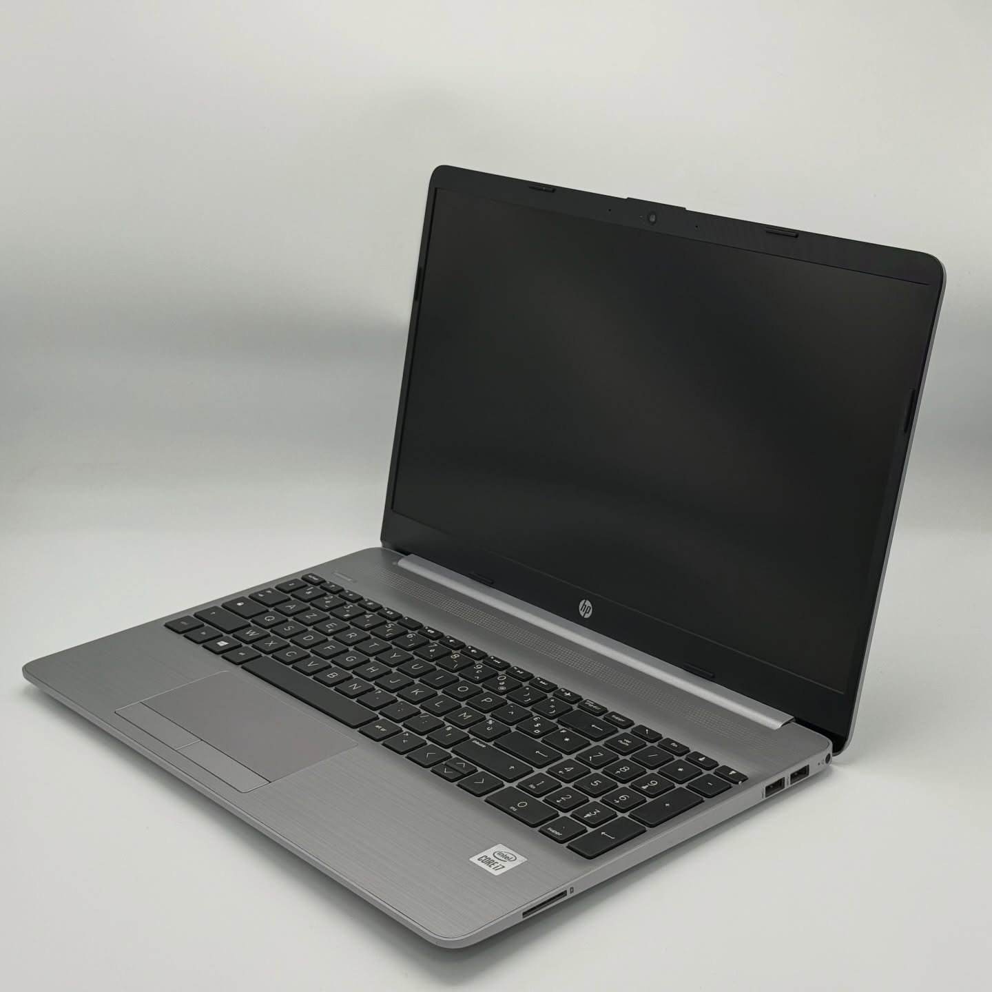 HP 250 G9 – i7-1065G7 / 16Go DDR4 / 512Go SSD / 15.6″ FHD – Image 3