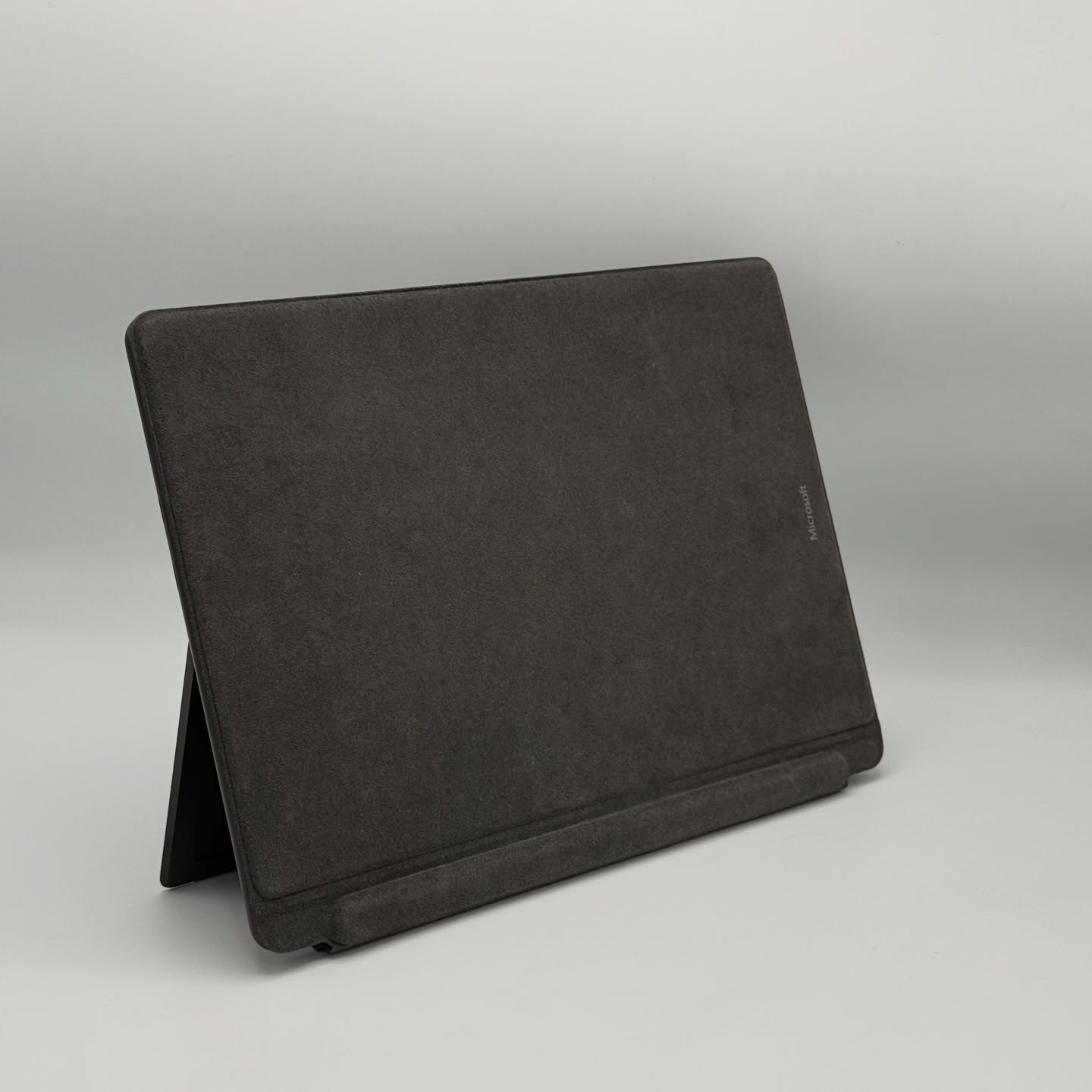 Microsoft Surface Pro 9 – i5-1245U / 16Go DDR5 / 256Go SSD / 13″ Tactile – Image 4