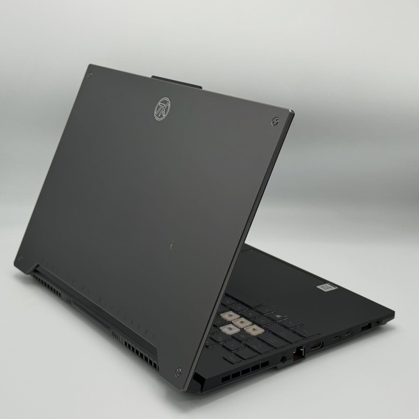 ASUS TUF Gaming F15 FX507ZM – Ryzen 7 6800H / 16Go DDR5 / 512Go SSD / RTX 3060 / 15.6″ FHD 144Hz – Image 6