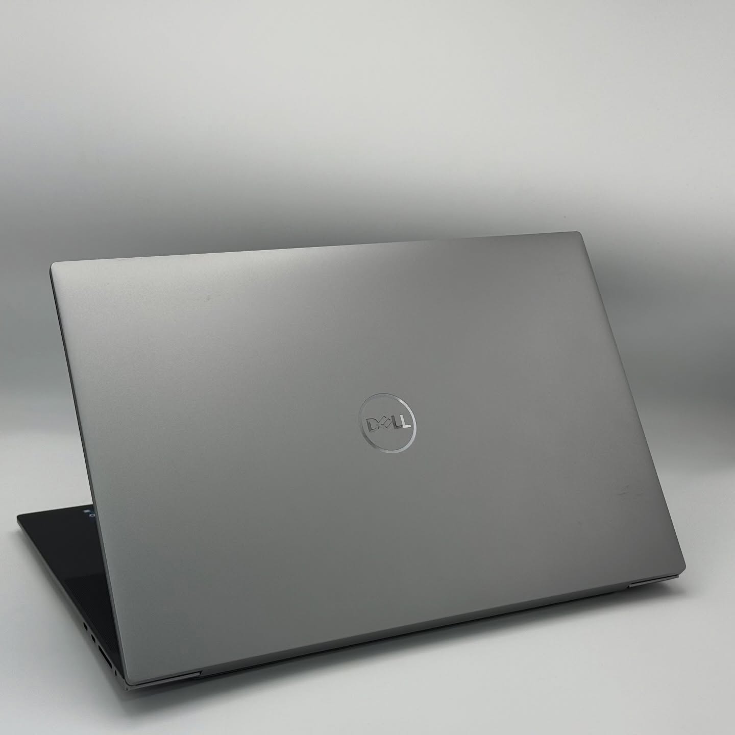 Dell Precision 5770 – i9-12900H / RTX A3000 12Go / 32Go DDR5 / 1To SSD / 17″ 4K Tactile – Image 4