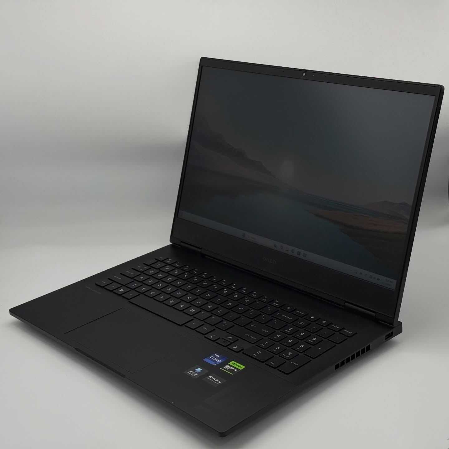 HP OMEN 16 – i9-13900HX / 16Go DDR5 / 1To SSD / RTX 4060 / 16″ QHD 240Hz – Image 2