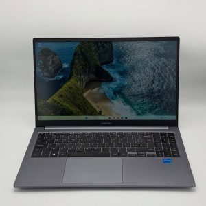 Samsung Galaxy Book 4 – i5-1335U / 8Go DDR4X / 512Go SSD / 15.6″ FHD