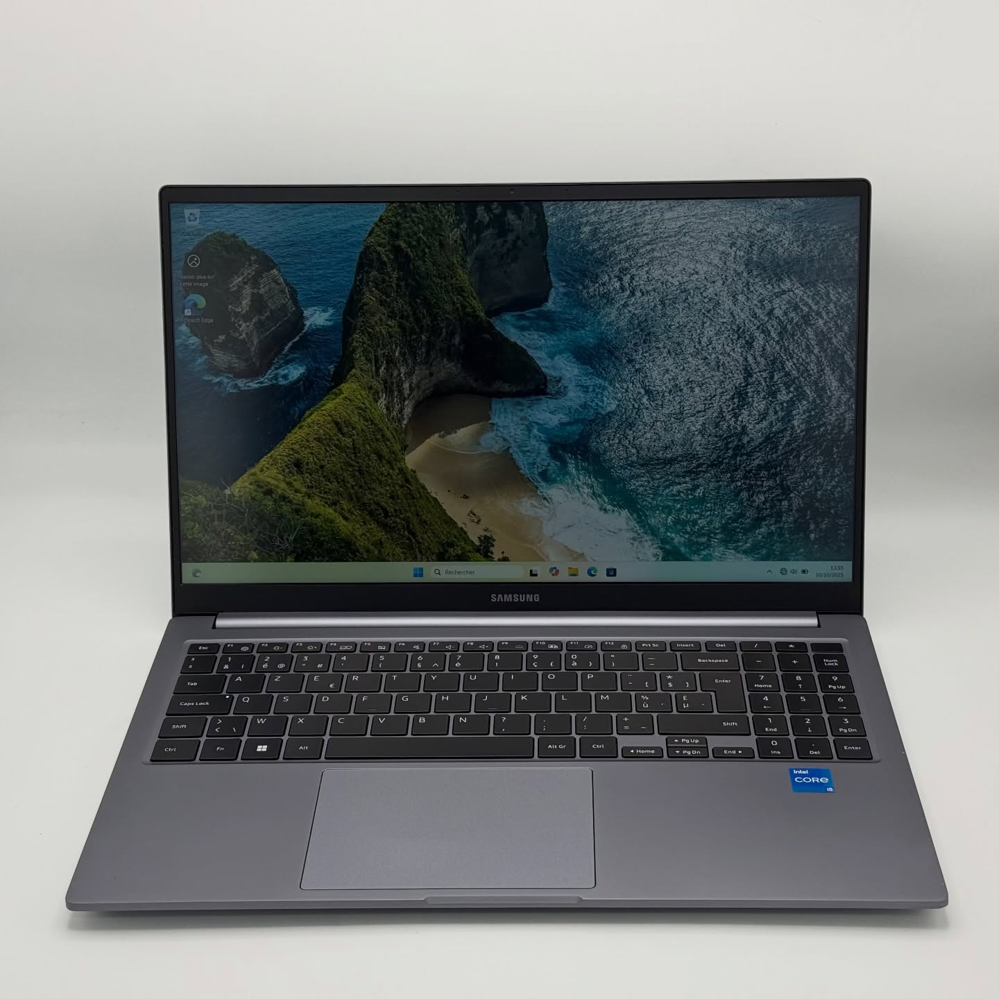 Samsung Galaxy Book 4 – i5-1335U / 8Go DDR4X / 512Go SSD / 15.6″ FHD