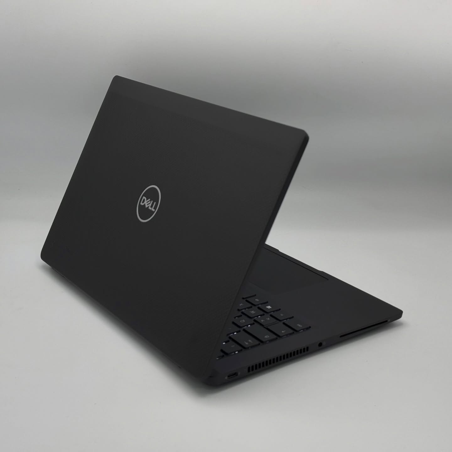 Dell Latitude 7420 Carbone – i7-1185G7 / 16Go DDR4x / 512Go SSD / 14″ FHD – Image 6