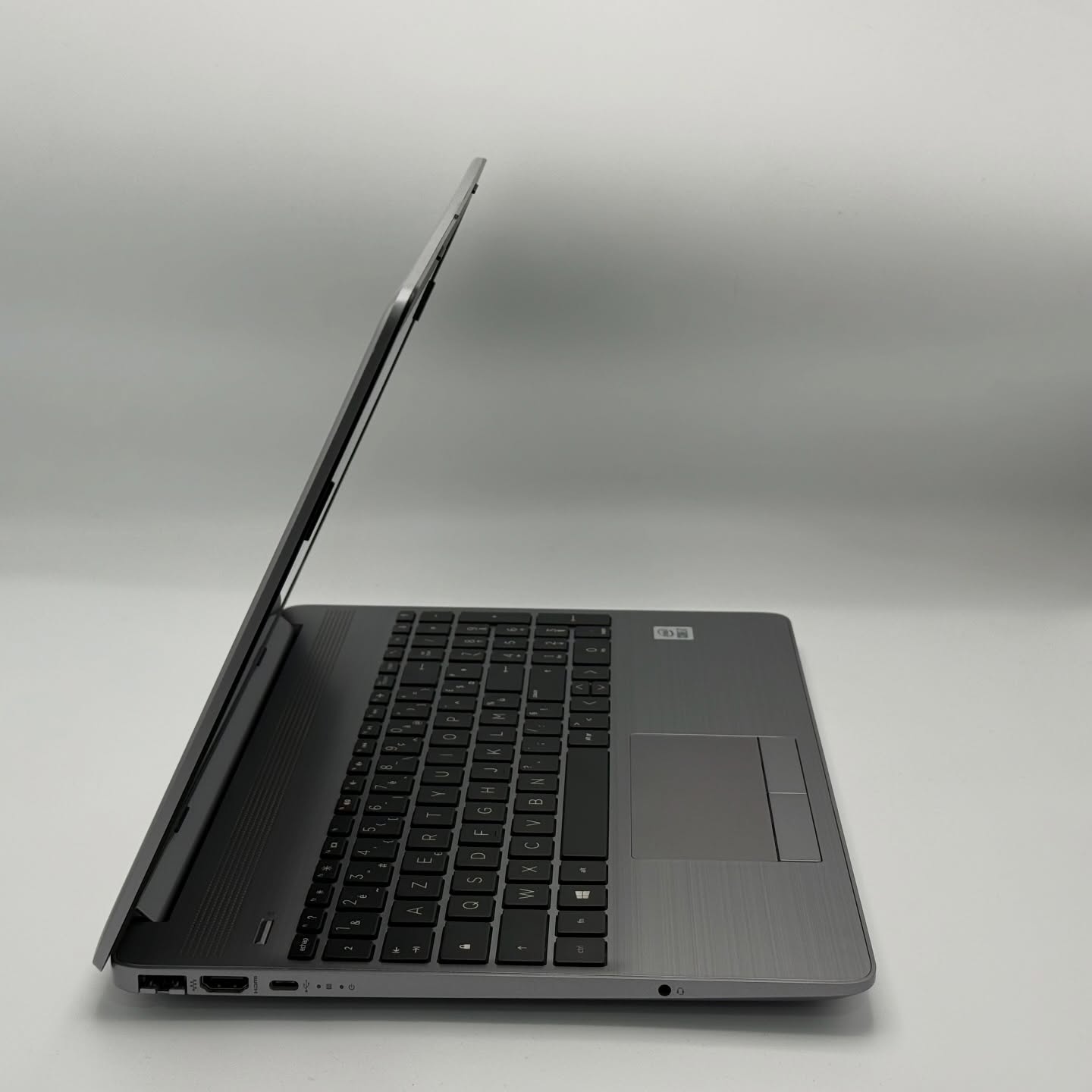 HP 250 G9 – i7-1065G7 / 16Go DDR4 / 512Go SSD / 15.6″ FHD – Image 8