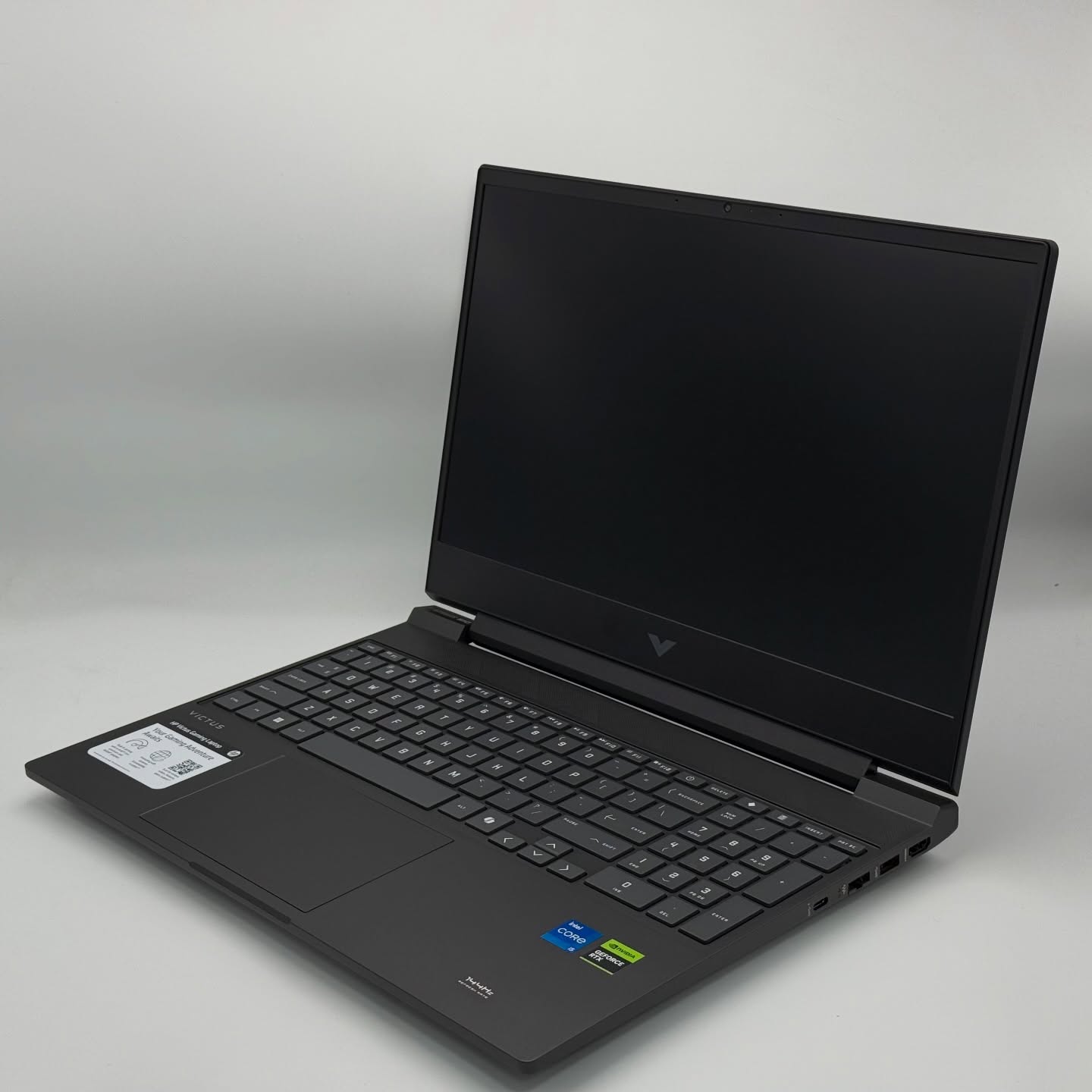 HP Victus 15 – i5-13420H / RTX 4050 / 16Go / 512Go / 15.6″ FHD 144Hz – Image 2