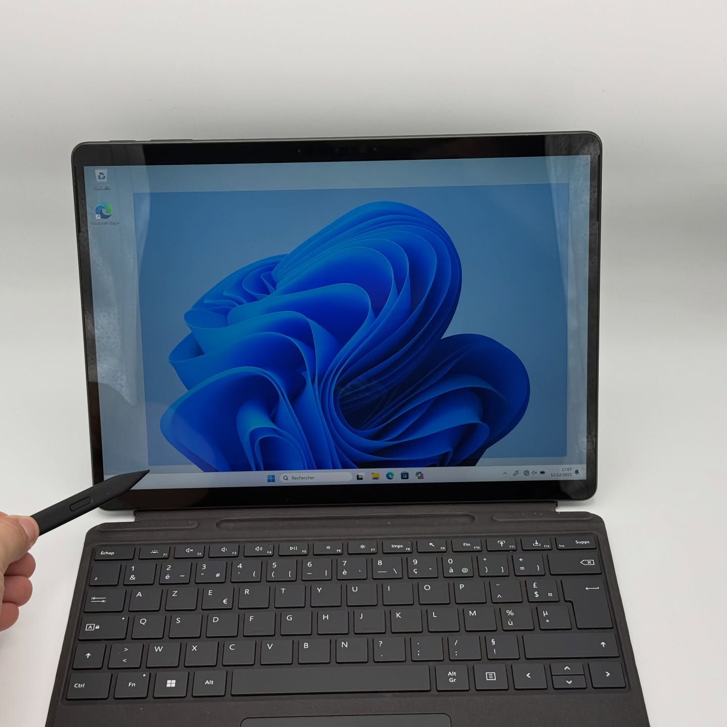 Microsoft Surface Pro 9 – i5-1245U / 16Go DDR5 / 256Go SSD / 13″ Tactile – Image 2